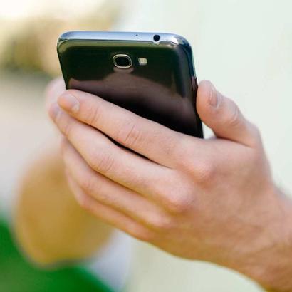 Inceste : une plateforme d'écoute téléphonique pour encourager les victimes à témoigner Inceste : une plateforme d'écoute téléphonique pour encourager les victimes à témoigner